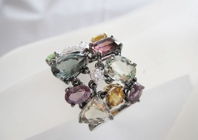 18K / Multi-Colour Diamond Sapphire